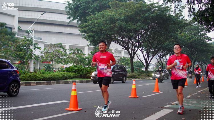 Race photo from Smartfren Run 2025 