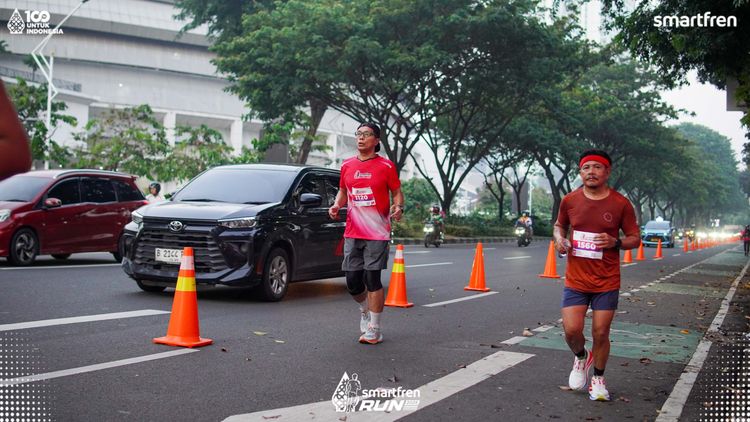Race photo from Smartfren Run 2025 