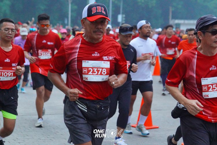 Race photo from ONE RUN 10 K