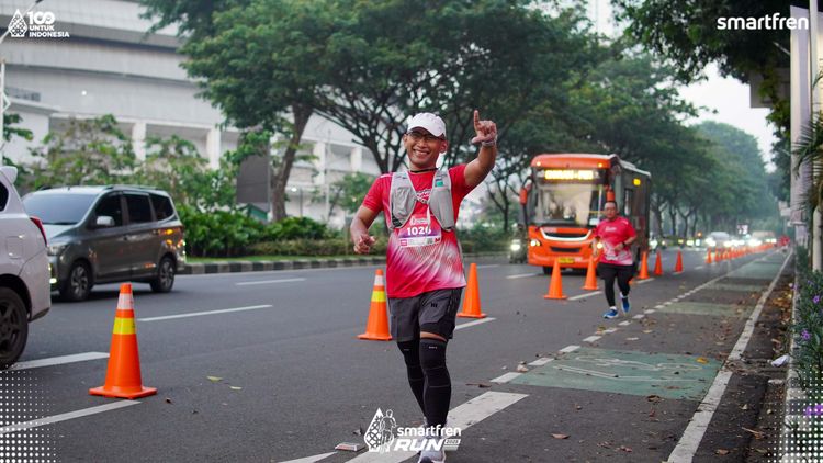 Race photo from Smartfren Run 2025 