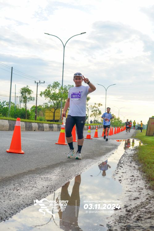 Race photo from Arutmin Borneo Run 2024