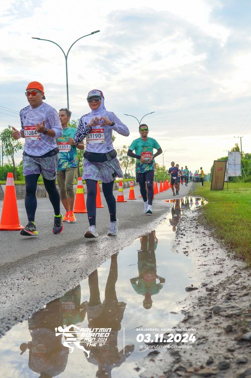 Race photo from Arutmin Borneo Run 2024