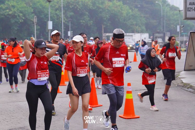 Race photo from ONE RUN 10 K