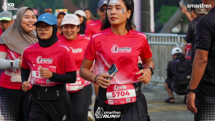 Race photo from Smartfren Run 2025 
