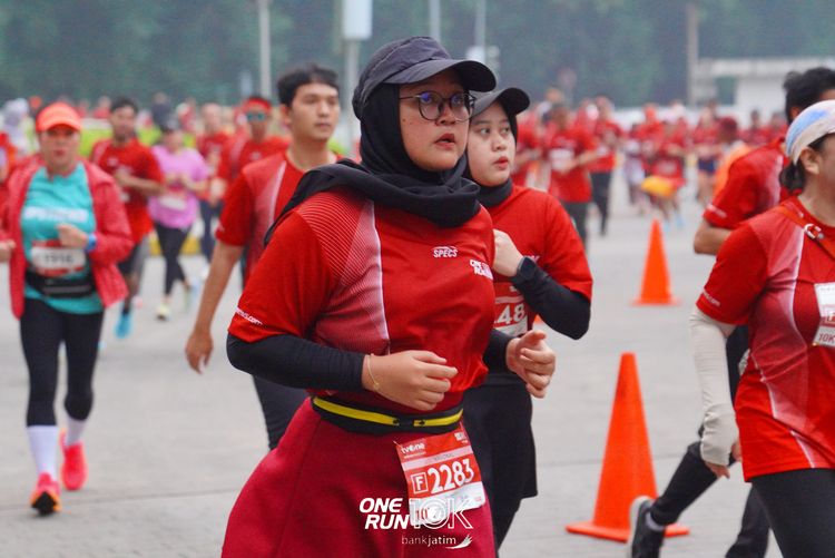 Race photo from ONE RUN 10 K