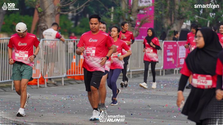 Race photo from Smartfren Run 2025 