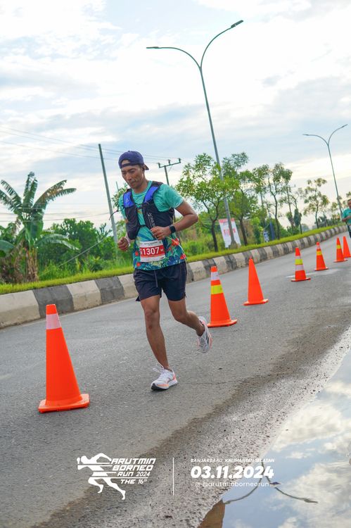 Race photo from Arutmin Borneo Run 2024