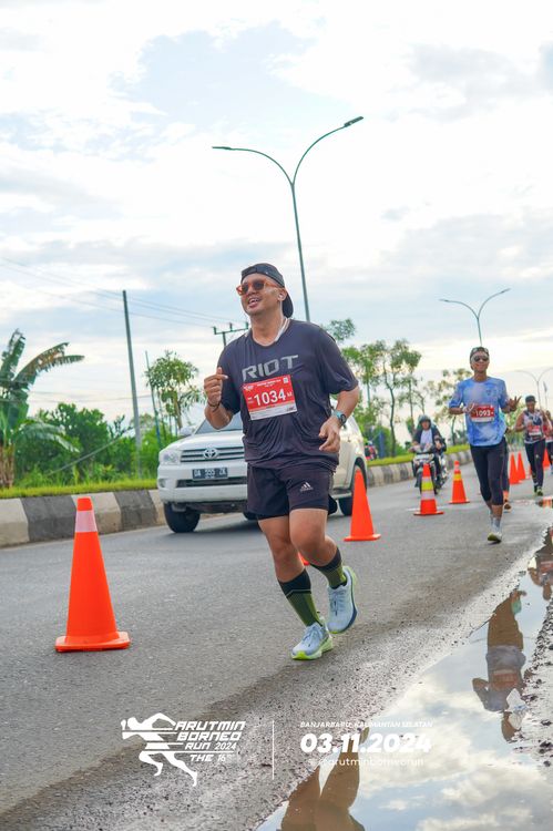 Race photo from Arutmin Borneo Run 2024