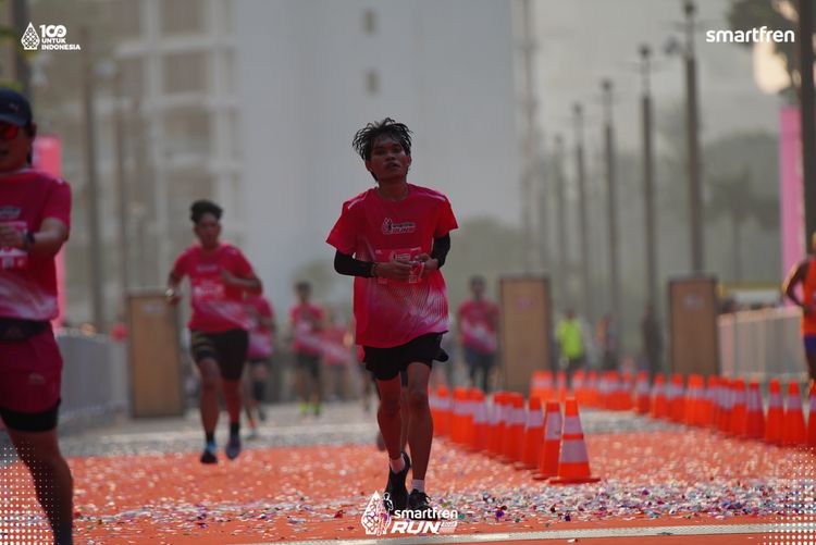 Race photo from Smartfren Run 2025 