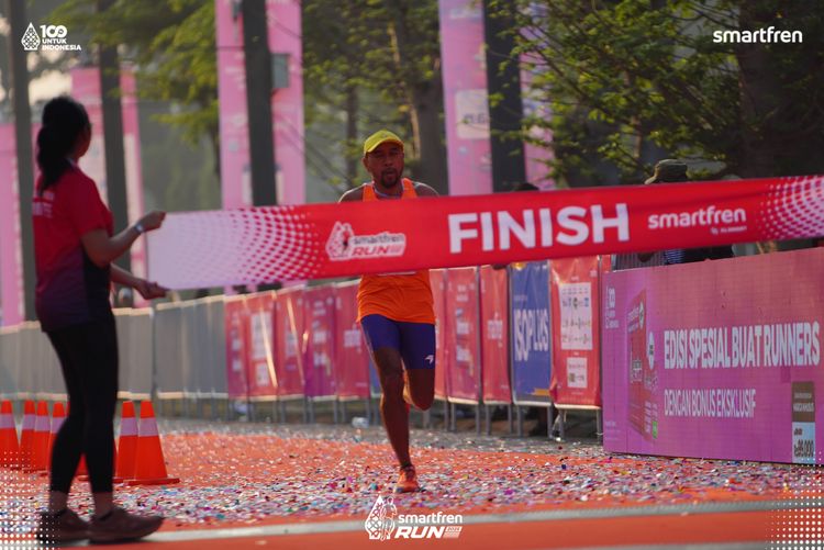Race photo from Smartfren Run 2025 
