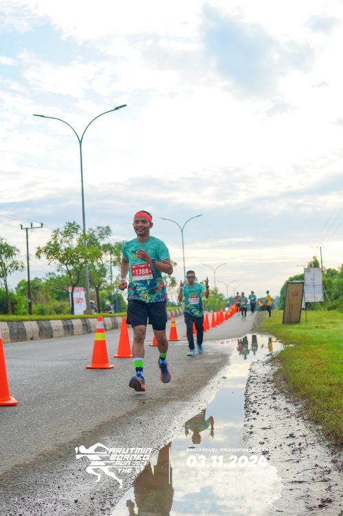Race photo from Arutmin Borneo Run 2024