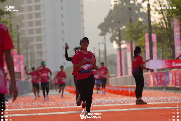 Race photo from Smartfren Run 2025 