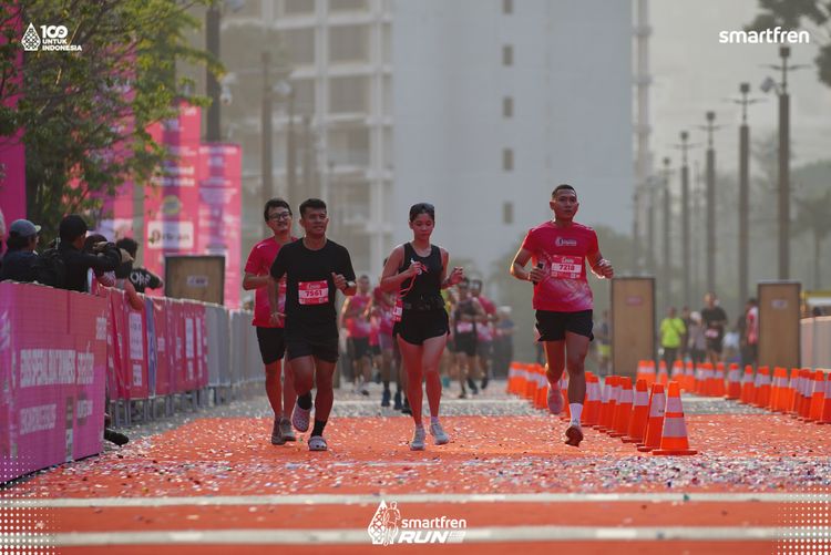 Race photo from Smartfren Run 2025 