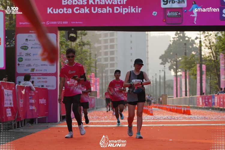 Race photo from Smartfren Run 2025 