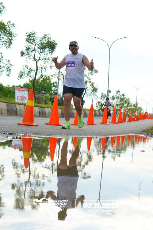 Race photo from Arutmin Borneo Run 2024