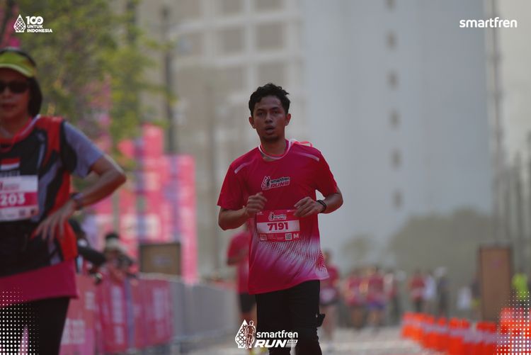 Race photo from Smartfren Run 2025 