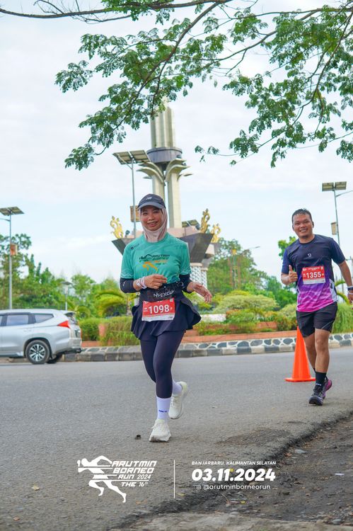 Race photo from Arutmin Borneo Run 2024