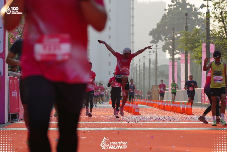 Race photo from Smartfren Run 2025 