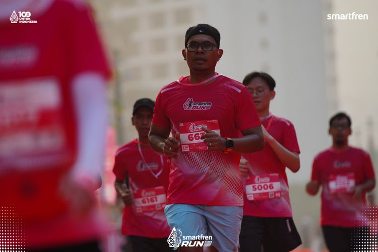 Race photo from Smartfren Run 2025 