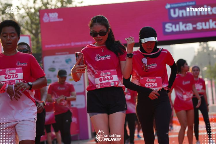 Race photo from Smartfren Run 2025 