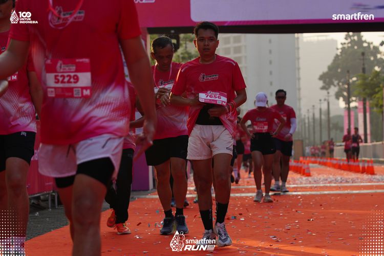 Race photo from Smartfren Run 2025 