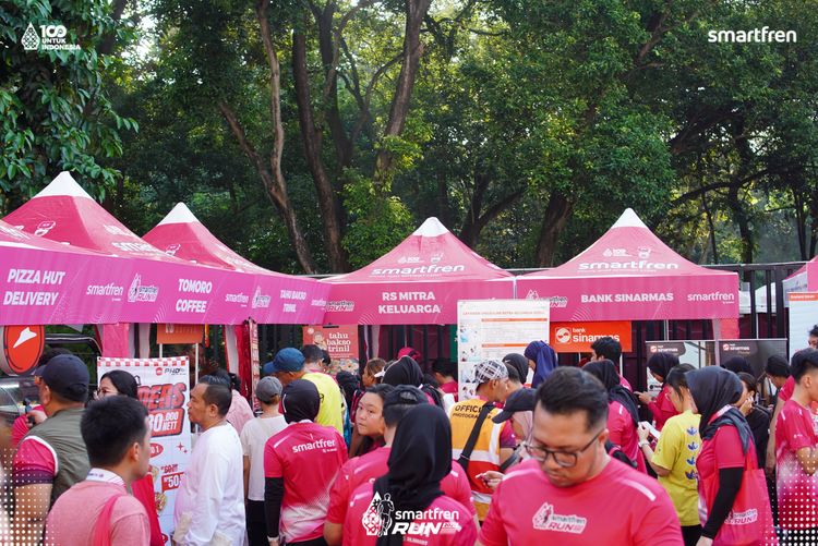 Race photo from Smartfren Run 2025 
