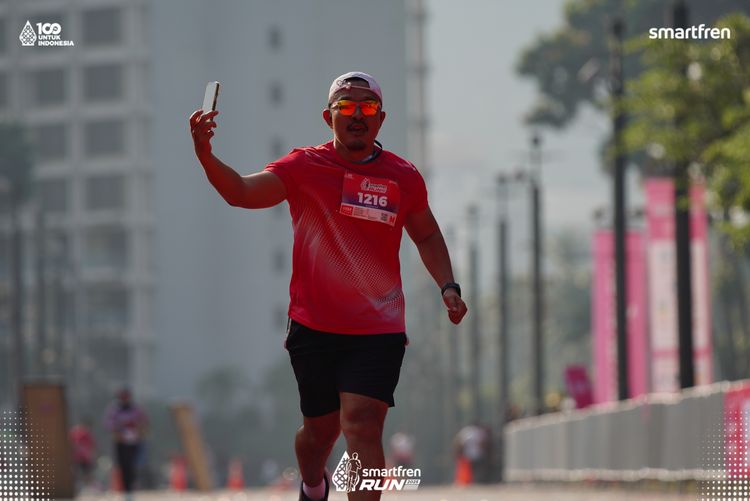 Race photo from Smartfren Run 2025 