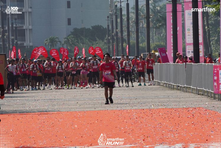 Race photo from Smartfren Run 2025 