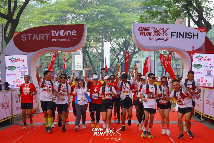 Race photo from ONE RUN 10 K