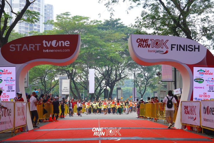 Race photo from ONE RUN 10 K