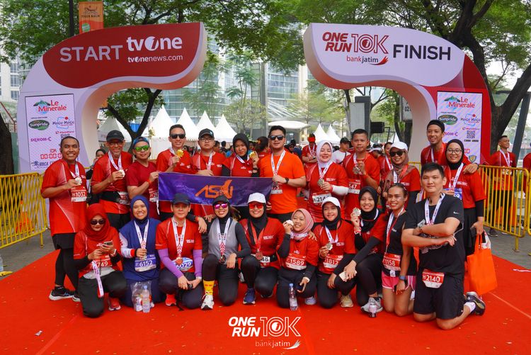 Race photo from ONE RUN 10 K