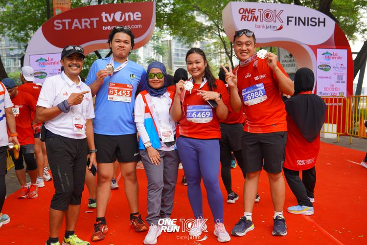Race photo from ONE RUN 10 K