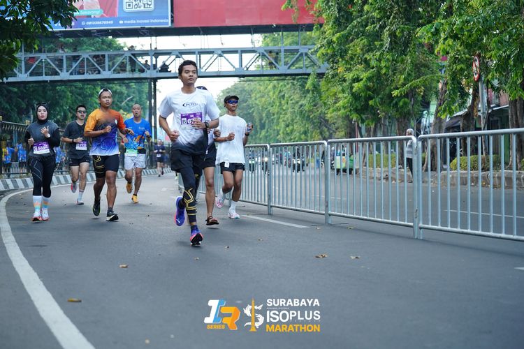 Race photo from SURABAYA ISOPLUS MARATHON 2025