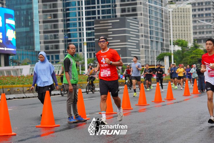 Race photo from Smartfren Run 2024