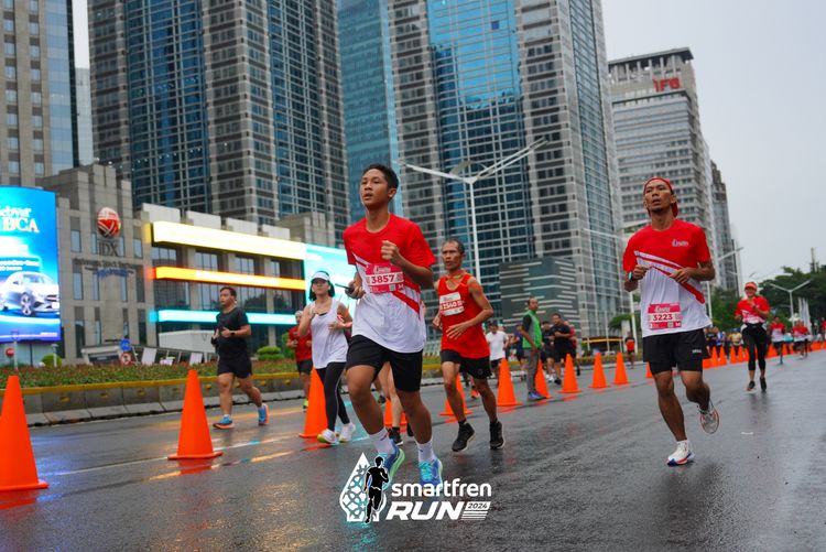 Race photo from Smartfren Run 2024