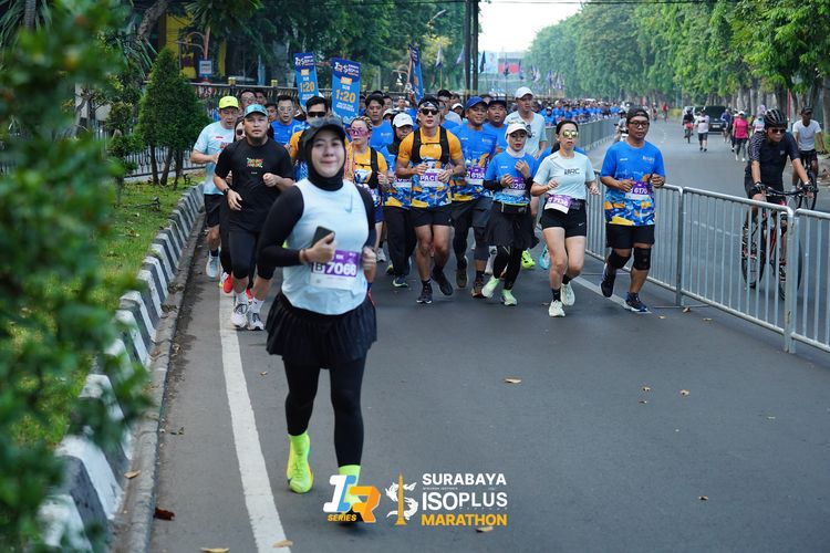 Race photo from SURABAYA ISOPLUS MARATHON 2025