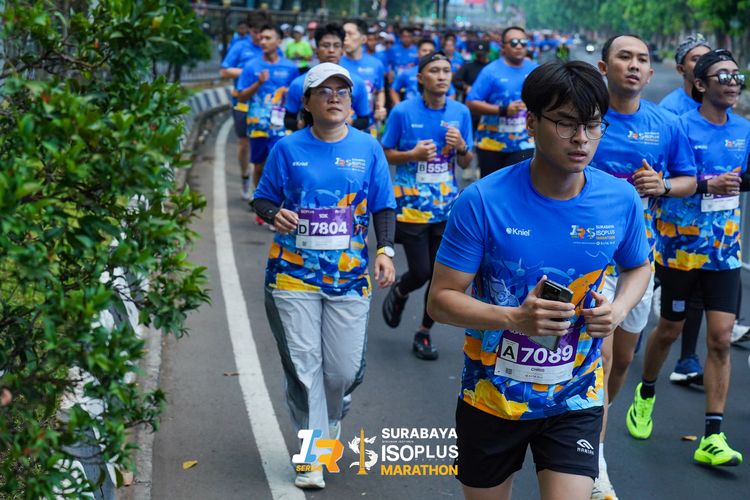 Race photo from SURABAYA ISOPLUS MARATHON 2025
