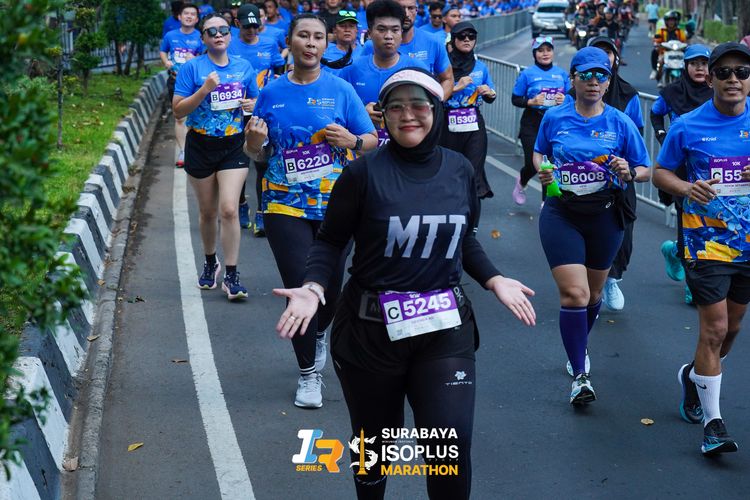 Race photo from SURABAYA ISOPLUS MARATHON 2025