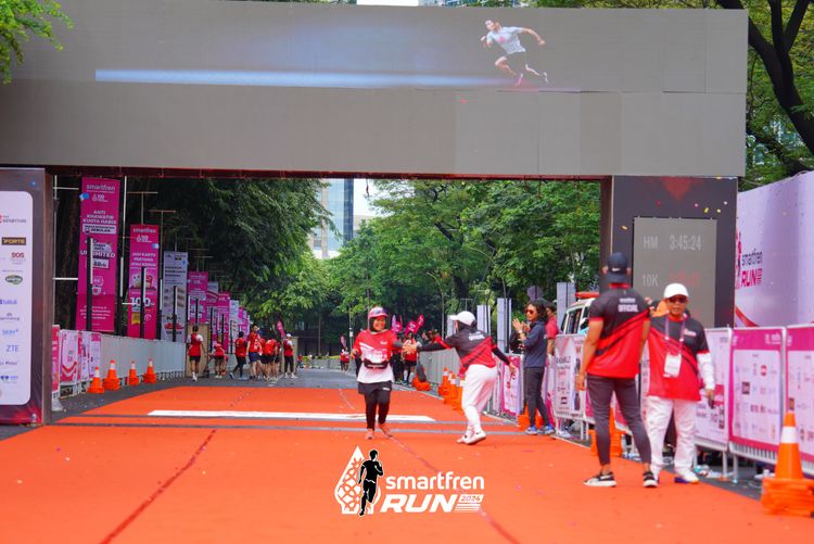 Race photo from Smartfren Run 2024
