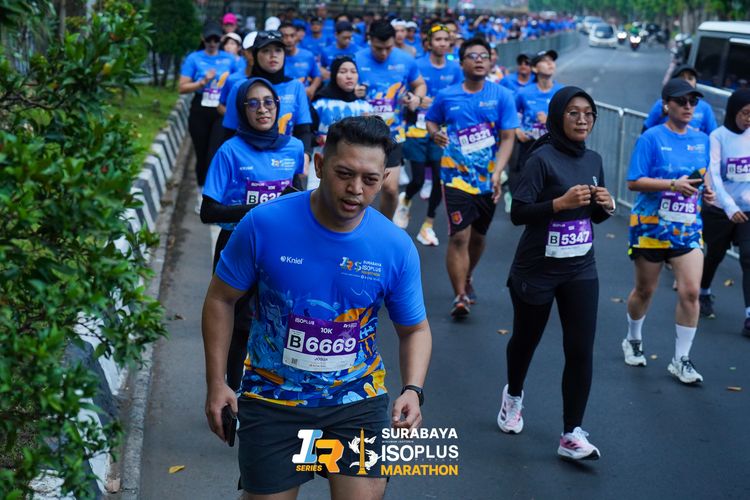 Race photo from SURABAYA ISOPLUS MARATHON 2025