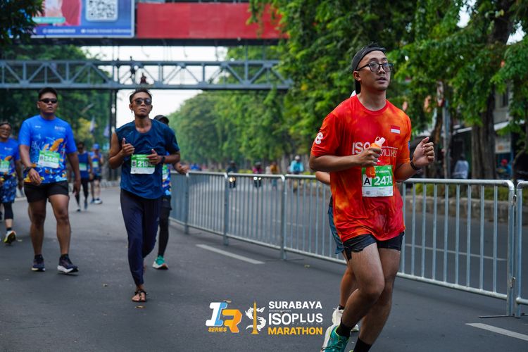 Race photo from SURABAYA ISOPLUS MARATHON 2025