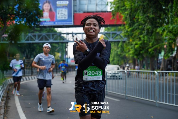 Race photo from SURABAYA ISOPLUS MARATHON 2025