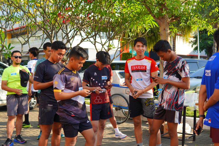 Race photo from Shake Out Run Jabar 10K