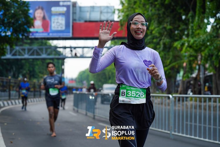 Race photo from SURABAYA ISOPLUS MARATHON 2025