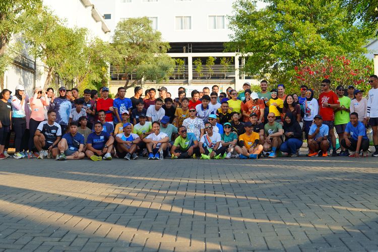 Race photo from Shake Out Run Jabar 10K