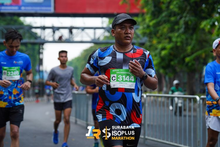 Race photo from SURABAYA ISOPLUS MARATHON 2025