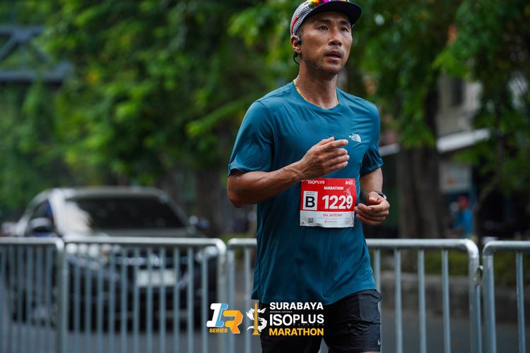 Race photo from SURABAYA ISOPLUS MARATHON 2025