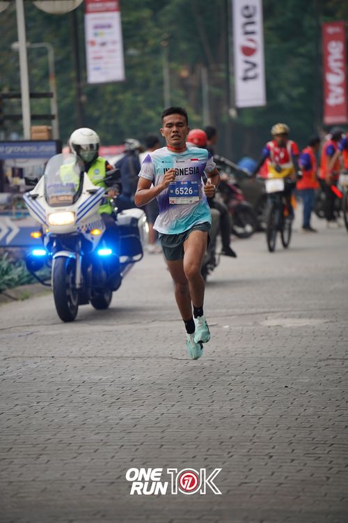 Race photo from ONE RUN 10K 2025