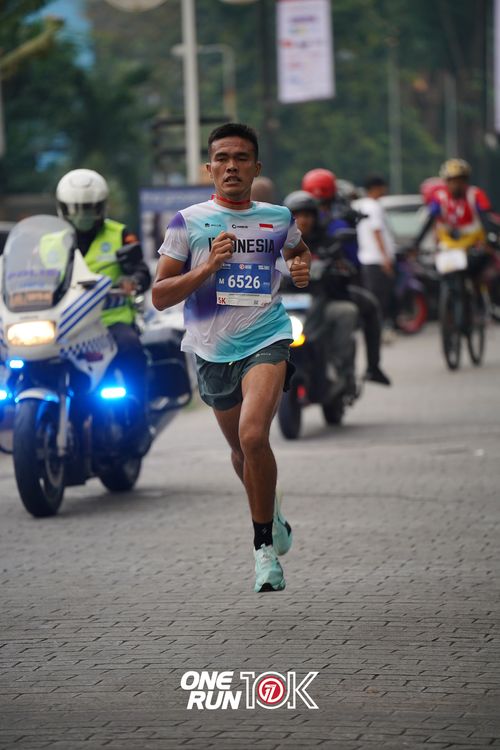 Race photo from ONE RUN 10K 2025