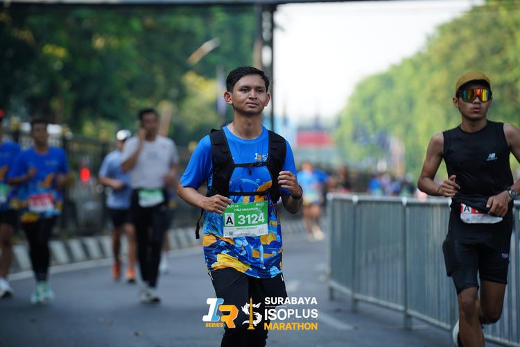 Race photo from SURABAYA ISOPLUS MARATHON 2025